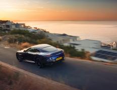 开云体育平台APP-铁闸与利刃，金玟哉攻防两端完美统治，勤勉之师勒沃库森稳稳拿下阿根廷元素