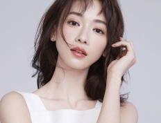 开云体育app-绿茵场与硬木地板，当战术铁壁遭遇孤胆英雄