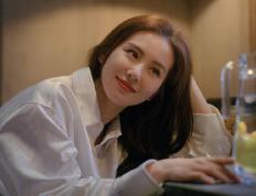 开云体育平台APP-F1新赛季揭幕战之夜，马克斯·维斯塔潘的进攻艺术无人可挡