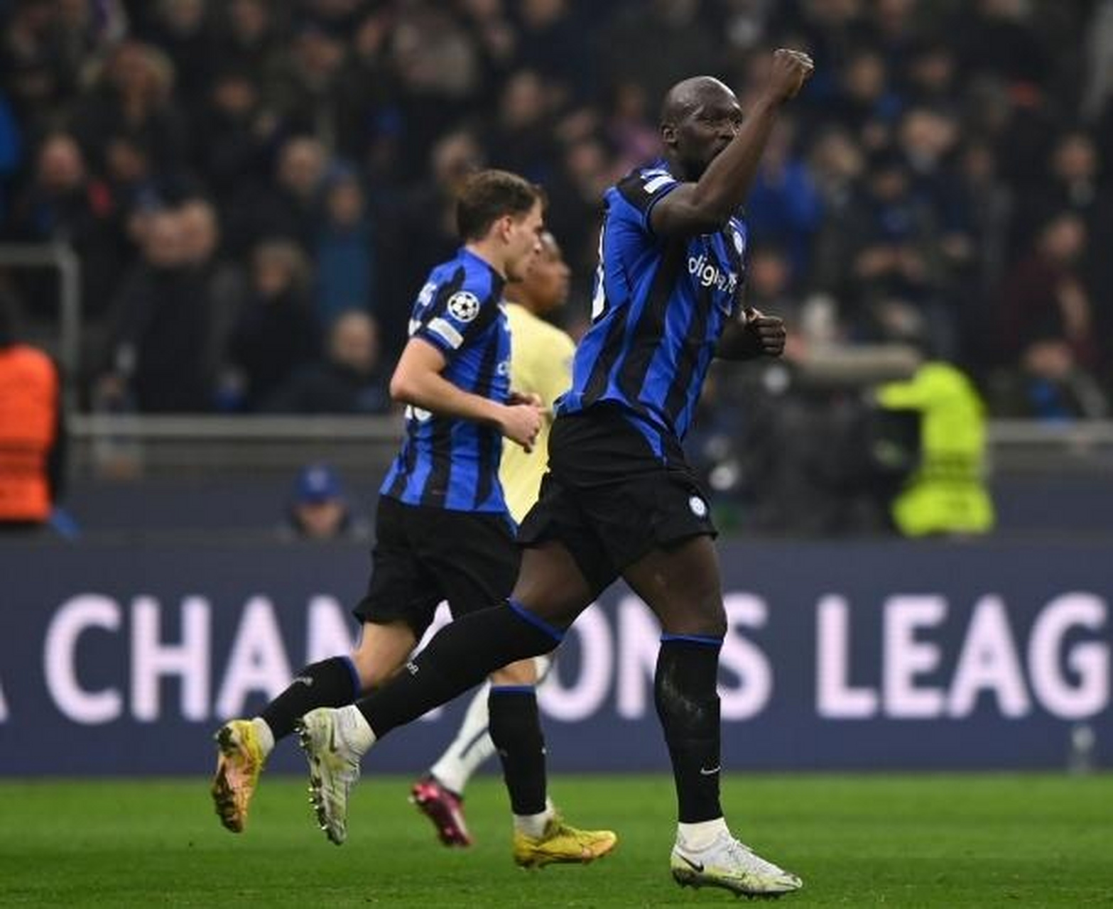 开云APP-包含焦点大战:奥运会上演巅峰碰撞的词条