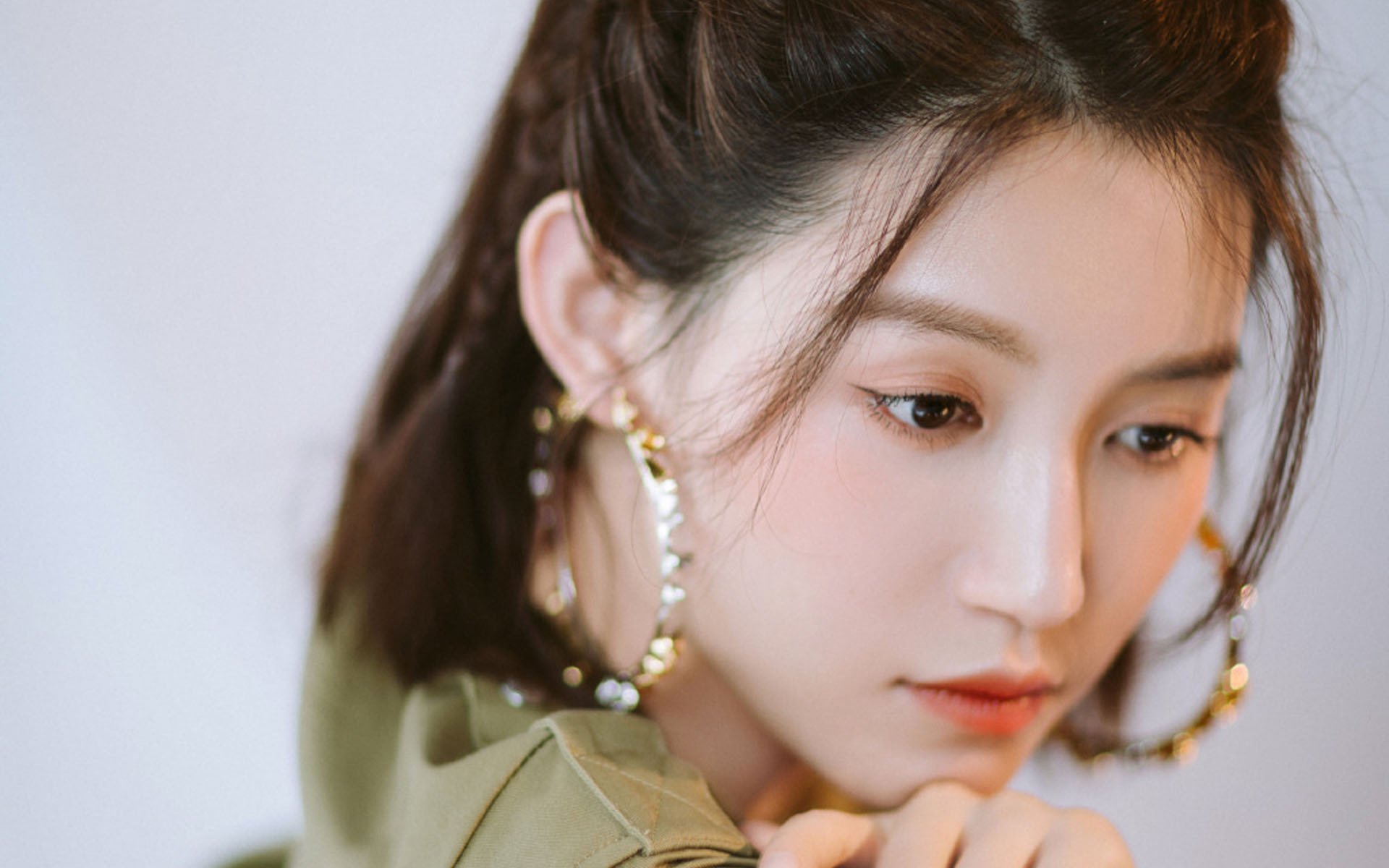 开云体育下载-布克爆发助广东队决胜局带走公牛，中美篮球友谊赛掀高潮