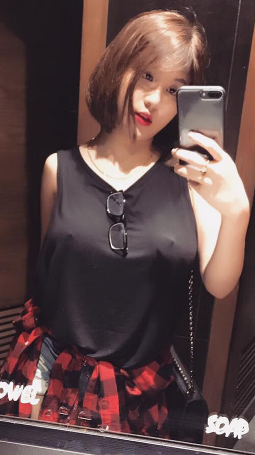 开云官网-斗牛士碾过风笛,卡瓦哈尔的导演级表演如何将波兰推向碾压式胜利