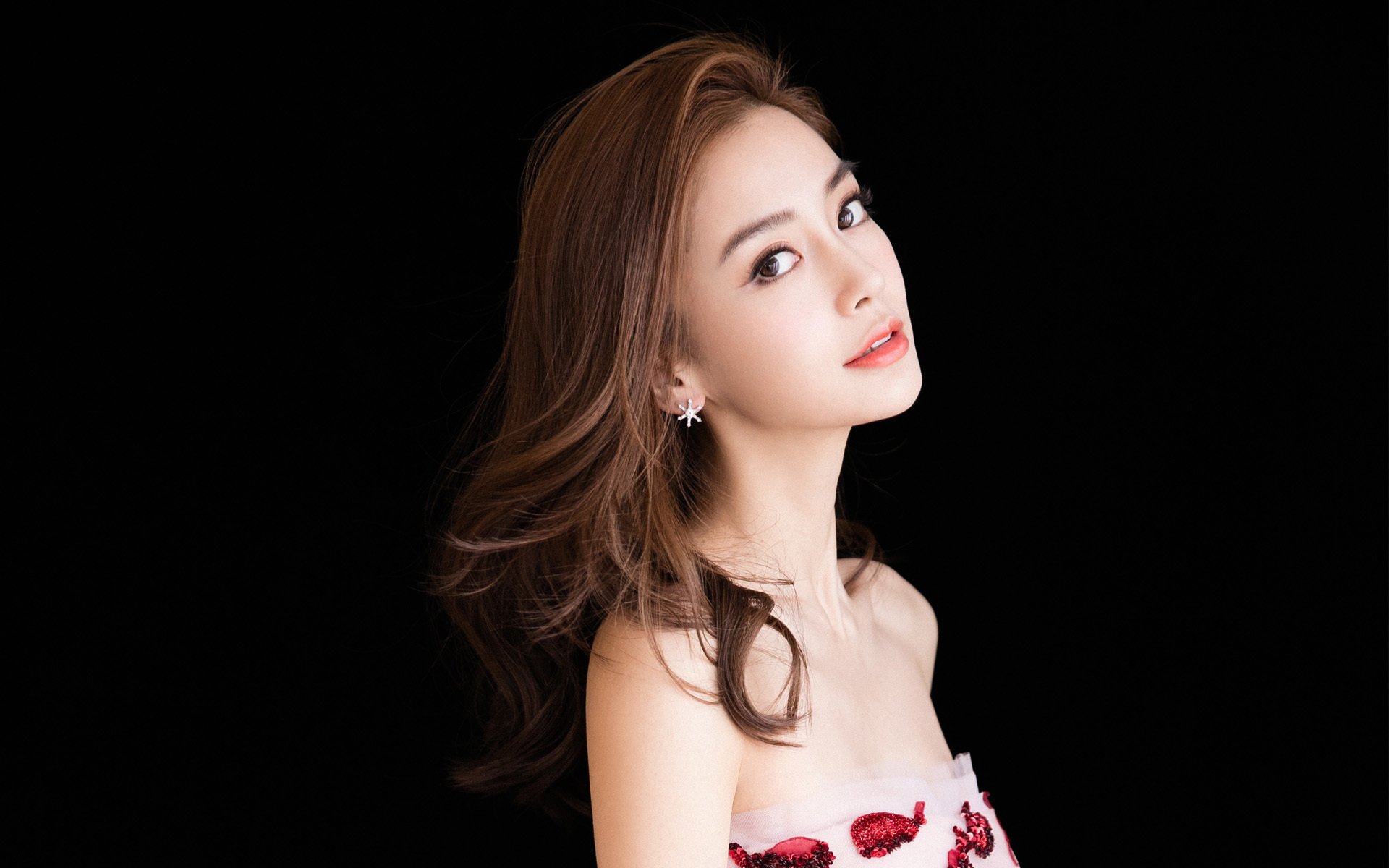 开云体育入口-非洲野性的呼啸中，卡塞米罗用全场高能输出为豪门体检