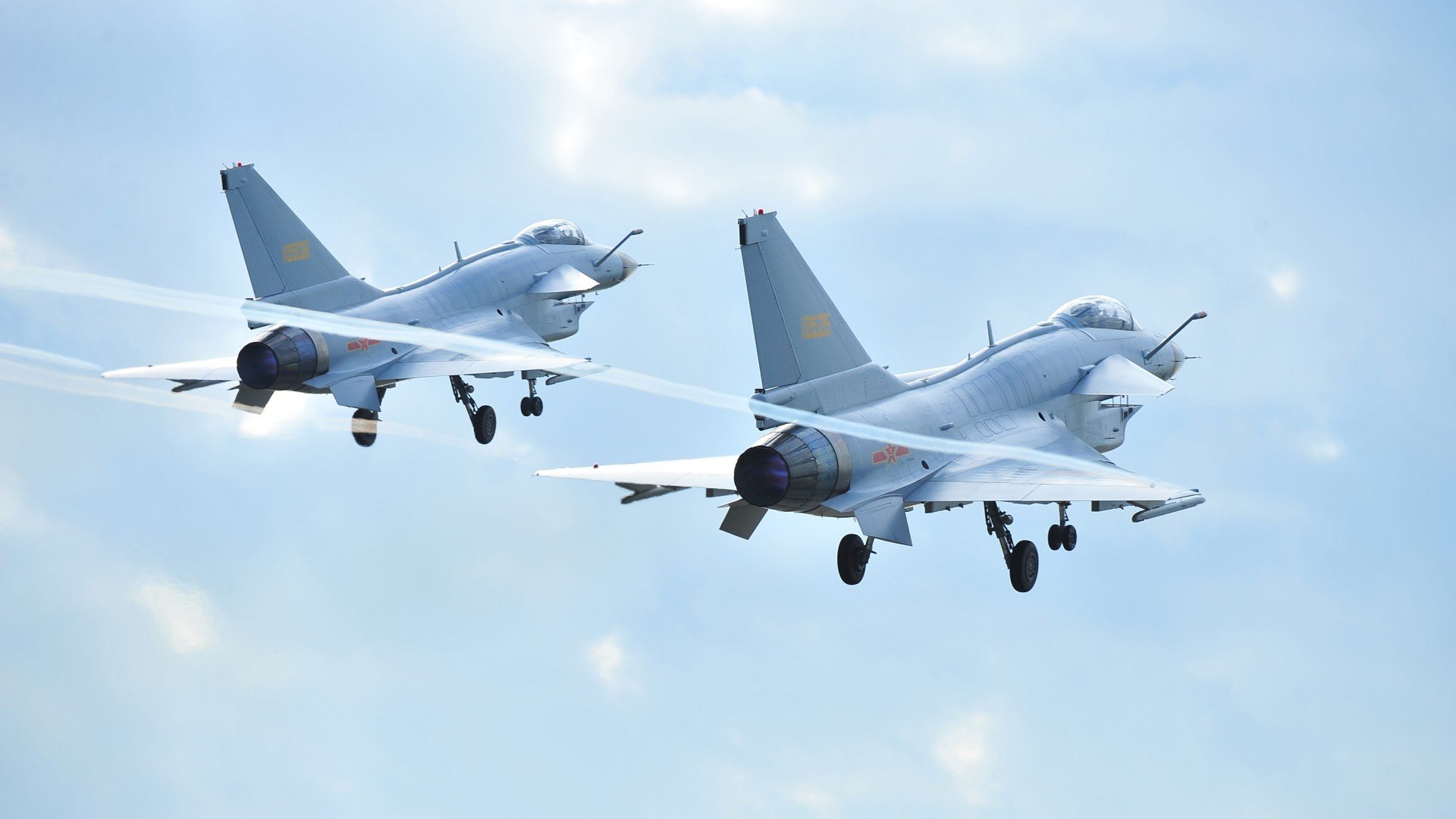 开云体育平台APP-绿茵上的征服与统治,当贝蒂斯吟唱安达卢西亚之歌,德里赫特在亚平宁筑起叹息之墙